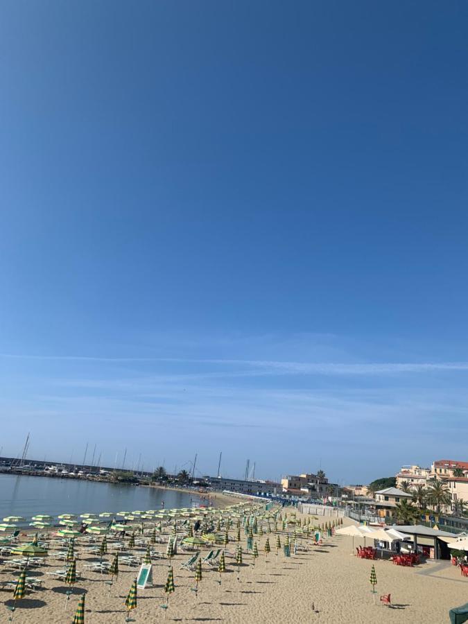 דירות סנרמו Casa Girasole 1 מראה חיצוני תמונה